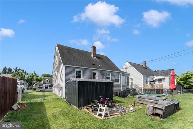1052 FAIRVIEW RD, Hagerstown, MD 21742