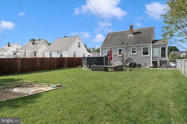 1052 FAIRVIEW RD, Hagerstown, MD 21742