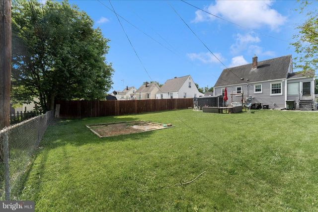 1052 FAIRVIEW RD, Hagerstown, MD 21742
