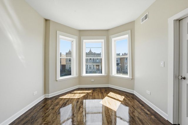 4046 W 21st Street, Chicago, IL 60623