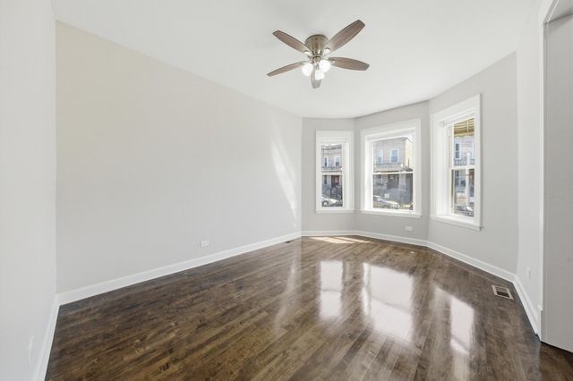 4046 W 21st Street, Chicago, IL 60623