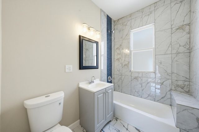 4046 W 21st Street, Chicago, IL 60623