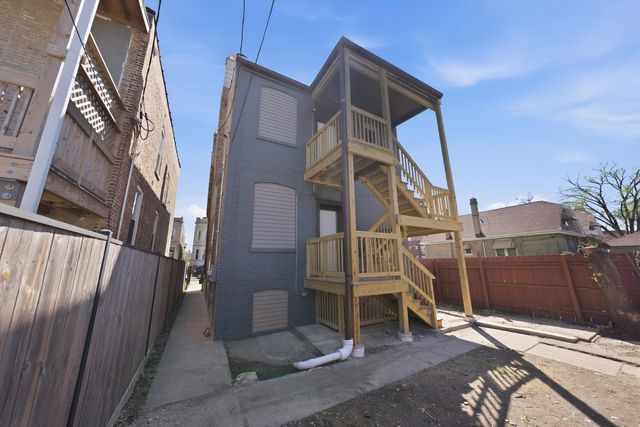 4046 W 21st Street, Chicago, IL 60623