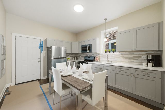 4046 W 21st Street, Chicago, IL 60623