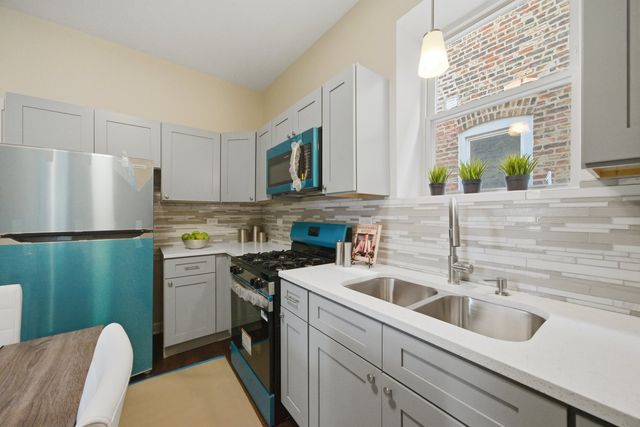 4046 W 21st Street, Chicago, IL 60623