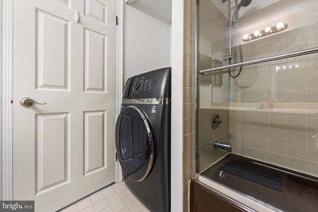 81 OAKRIDGE DR, Langhorne, PA 19047