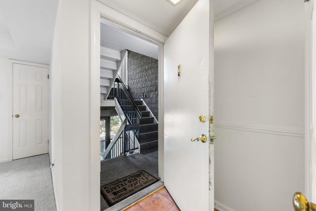 81 OAKRIDGE DR, Langhorne, PA 19047