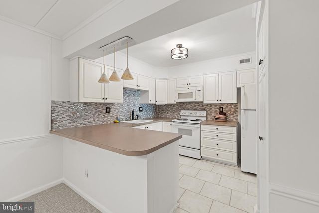 81 OAKRIDGE DR, Langhorne, PA 19047