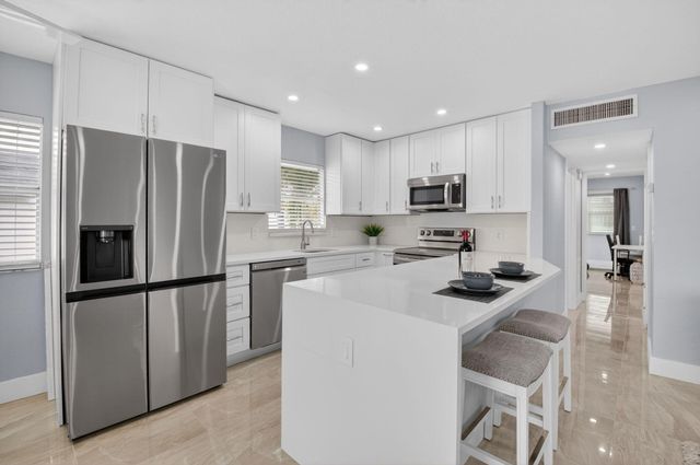 321 Saxony Trail G, Delray Beach, FL 33446