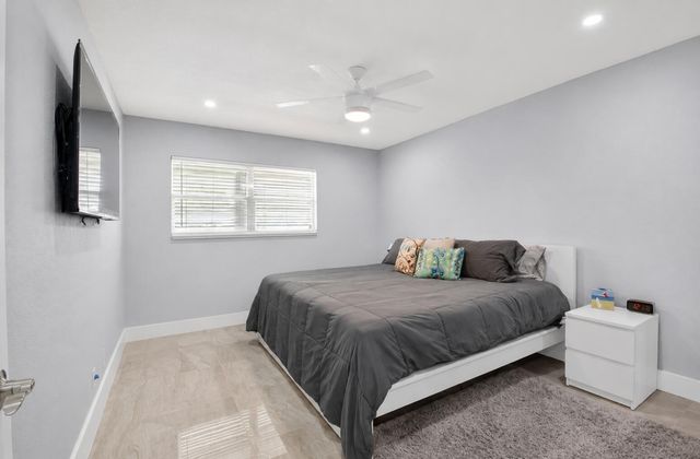 321 Saxony Trail G, Delray Beach, FL 33446