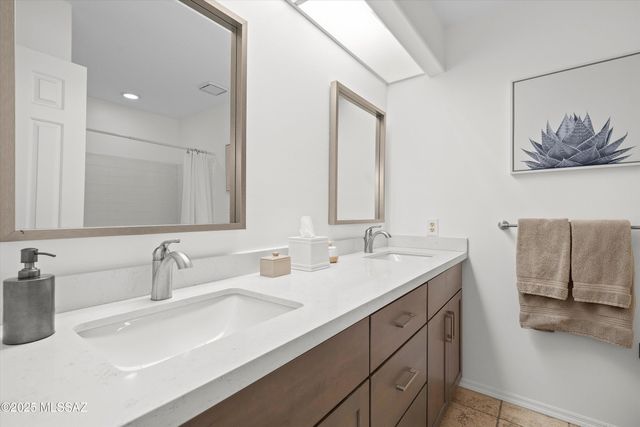 1377 E Stoney Canyon Circle, Oro Valley, AZ 85737