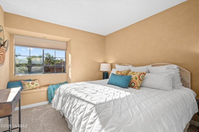 1377 E Stoney Canyon Circle, Oro Valley, AZ 85737