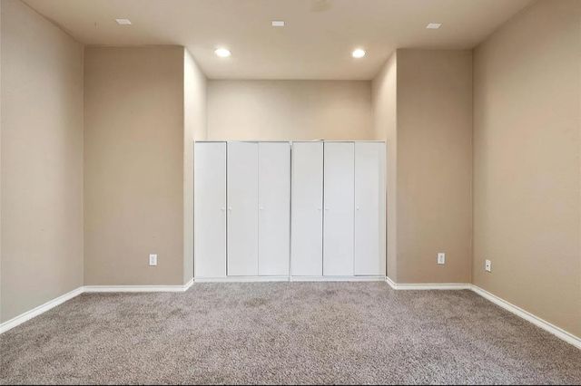 120 Emory Fields DR, Hutto, TX 78634