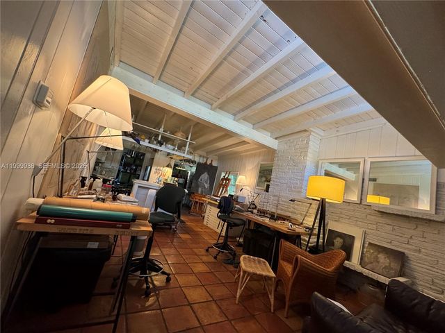 4134 Ventura Ave, Miami, FL 33133