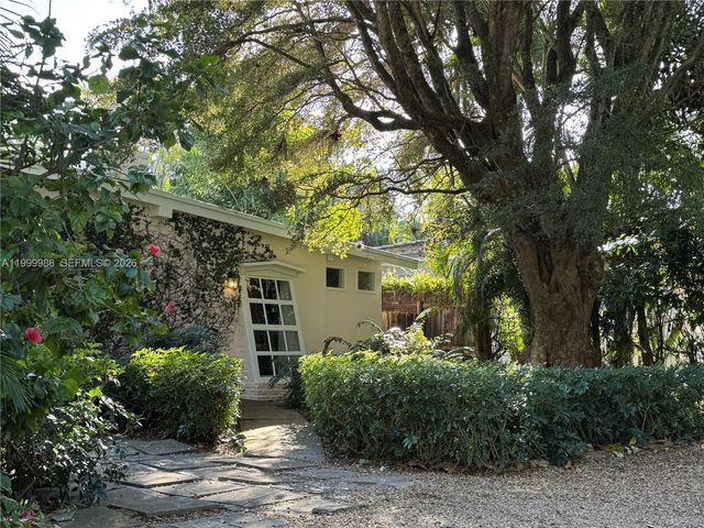 4134 Ventura Ave, Miami, FL 33133