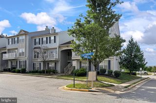 8209 CROSSBROOK CT #202, Lorton, VA 22079