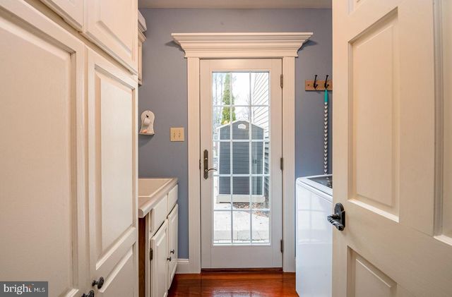 140 MEADOW VIEW DR, Reading, PA 19605