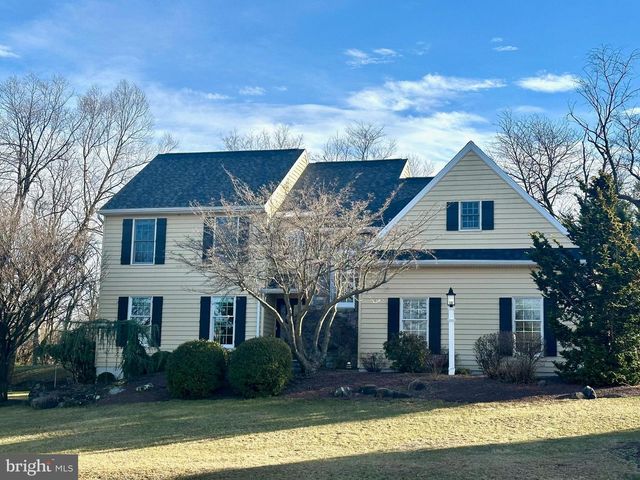 140 MEADOW VIEW DR, Reading, PA 19605