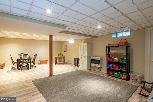 140 MEADOW VIEW DR, Reading, PA 19605