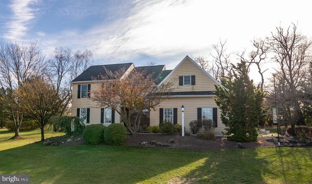 140 MEADOW VIEW DR, Reading, PA 19605