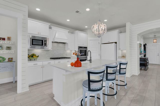 126 Hedera Court, Summerville, SC 29486