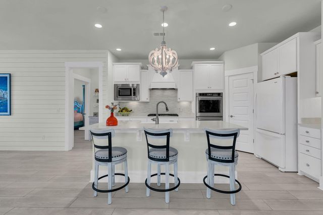 126 Hedera Court, Summerville, SC 29486