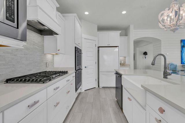 126 Hedera Court, Summerville, SC 29486