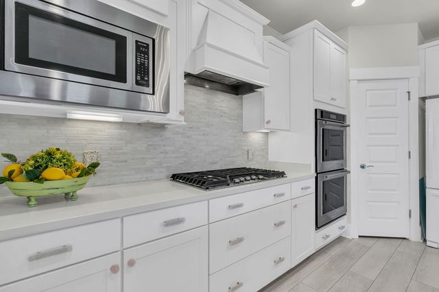 126 Hedera Court, Summerville, SC 29486