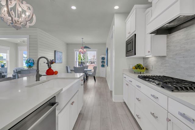 126 Hedera Court, Summerville, SC 29486