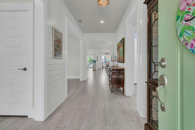 126 Hedera Court, Summerville, SC 29486