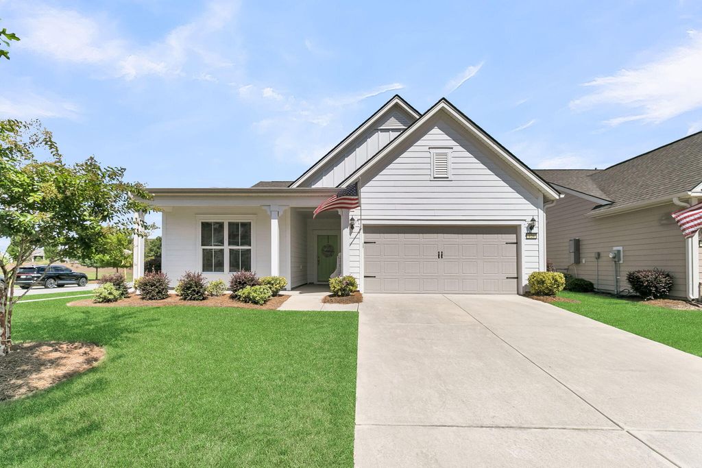 126 Hedera Court, Summerville, SC 29486