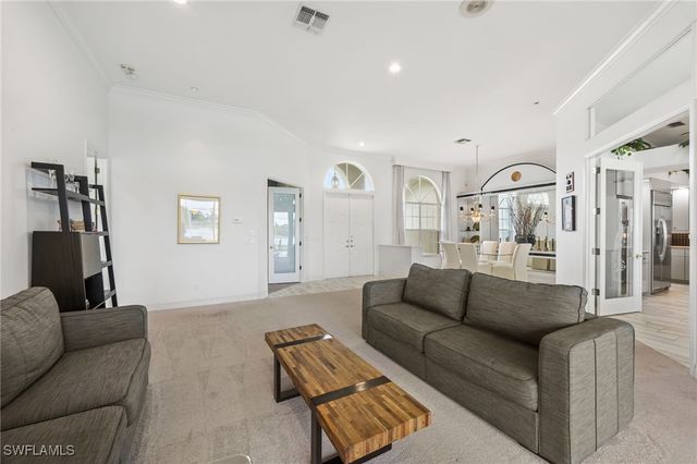 9360 White Hickory LN, Fort Myers, FL 33912