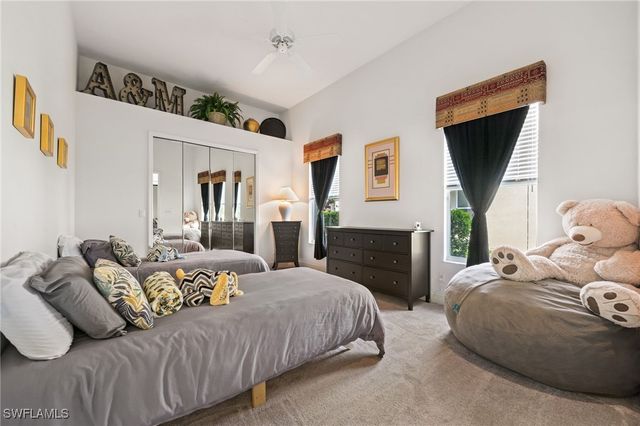 9360 White Hickory LN, Fort Myers, FL 33912