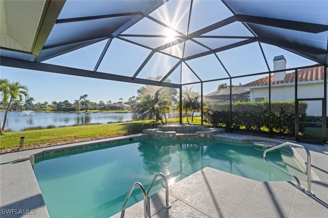 9360 White Hickory LN, Fort Myers, FL 33912