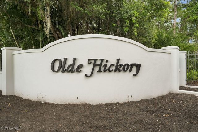 9360 White Hickory LN, Fort Myers, FL 33912