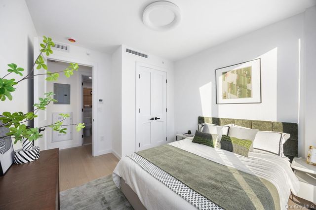 35-30 146th Street 304, Flushing, NY 11354