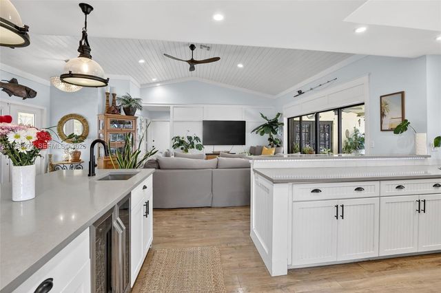 8740 SW 56th Pl, Cooper City, FL 33328