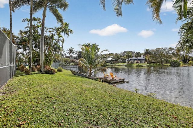 8740 SW 56th Pl, Cooper City, FL 33328