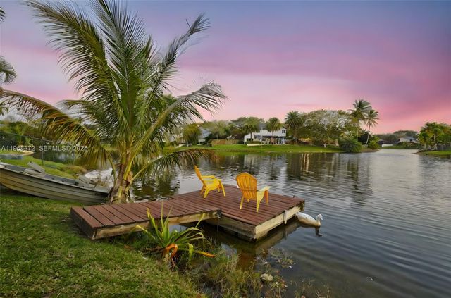 8740 SW 56th Pl, Cooper City, FL 33328