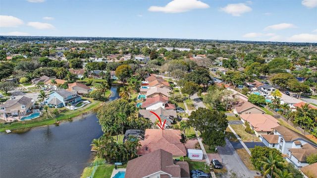 8740 SW 56th Pl, Cooper City, FL 33328