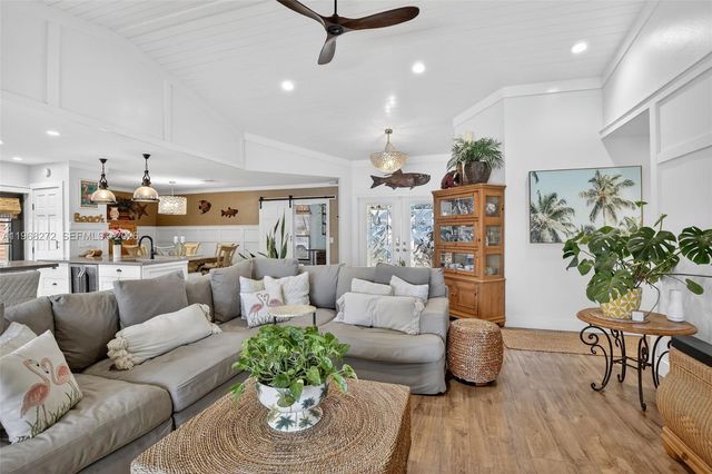 8740 SW 56th Pl, Cooper City, FL 33328