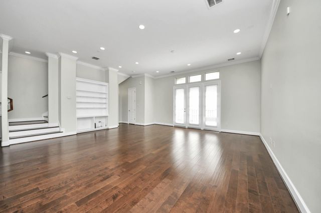 1716 Stuart Street, Houston, TX 77004