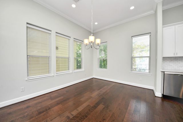 1716 Stuart Street, Houston, TX 77004