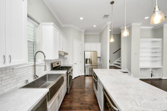 1716 Stuart Street, Houston, TX 77004