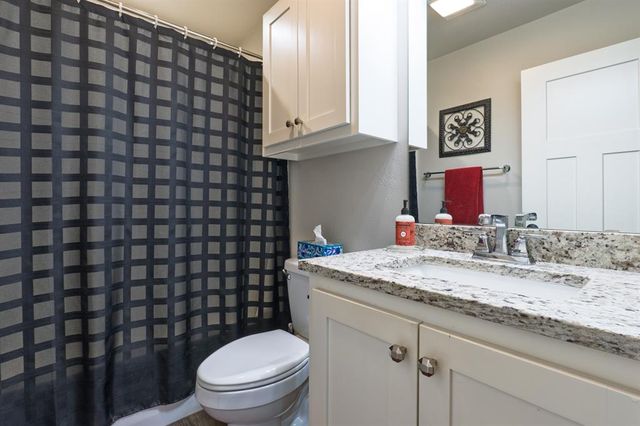 1922 Glenbrook Drive, Shawnee, OK 74804