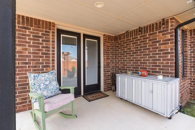1922 Glenbrook Drive, Shawnee, OK 74804