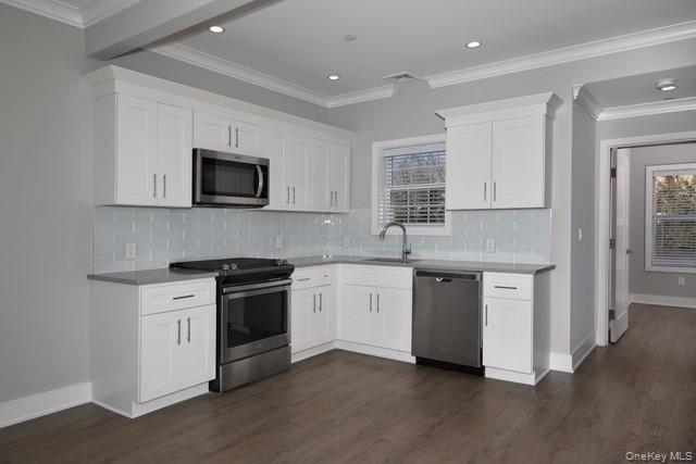 262 Indian Head Road 206, Kings Park, NY 11754