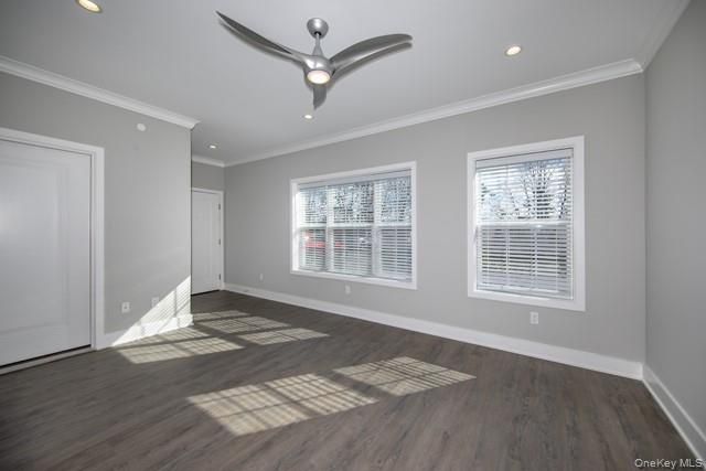 262 Indian Head Road 206, Kings Park, NY 11754