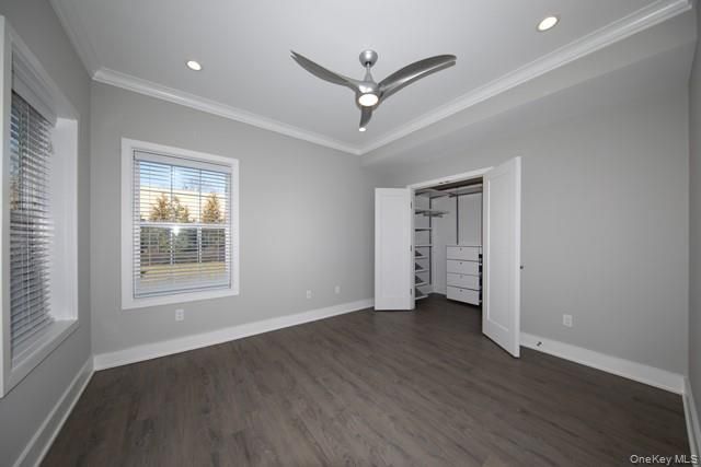 262 Indian Head Road 206, Kings Park, NY 11754