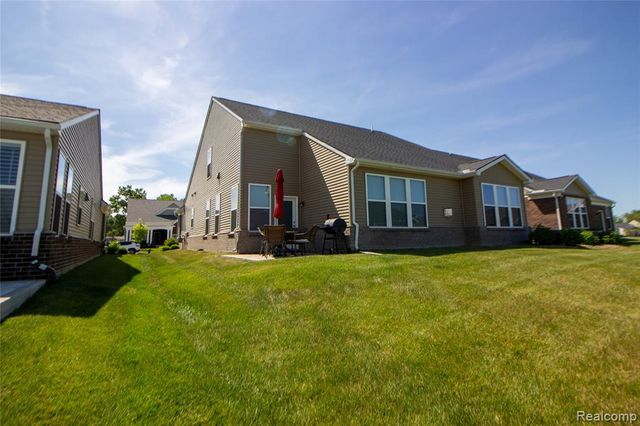 4897 Mayer St, Canton, MI 48188